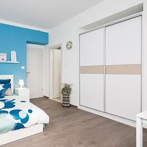 Dreams Apartment
