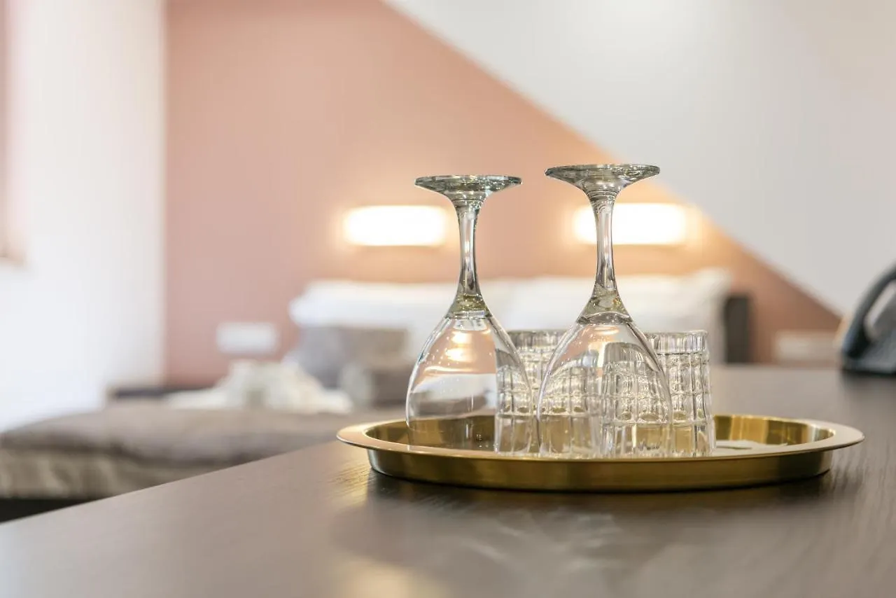 Palace Suites Heritage Hotel - Adults Only Split