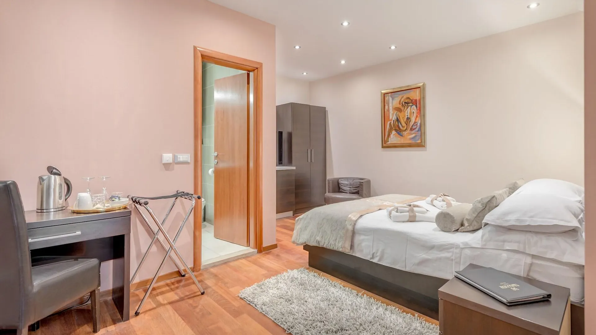 Palace Suites Heritage Hotel - Adults Only Split