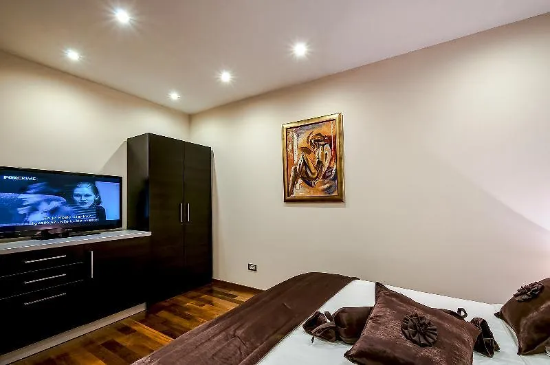 Palace Suites Heritage Hotel - Adults Only Split